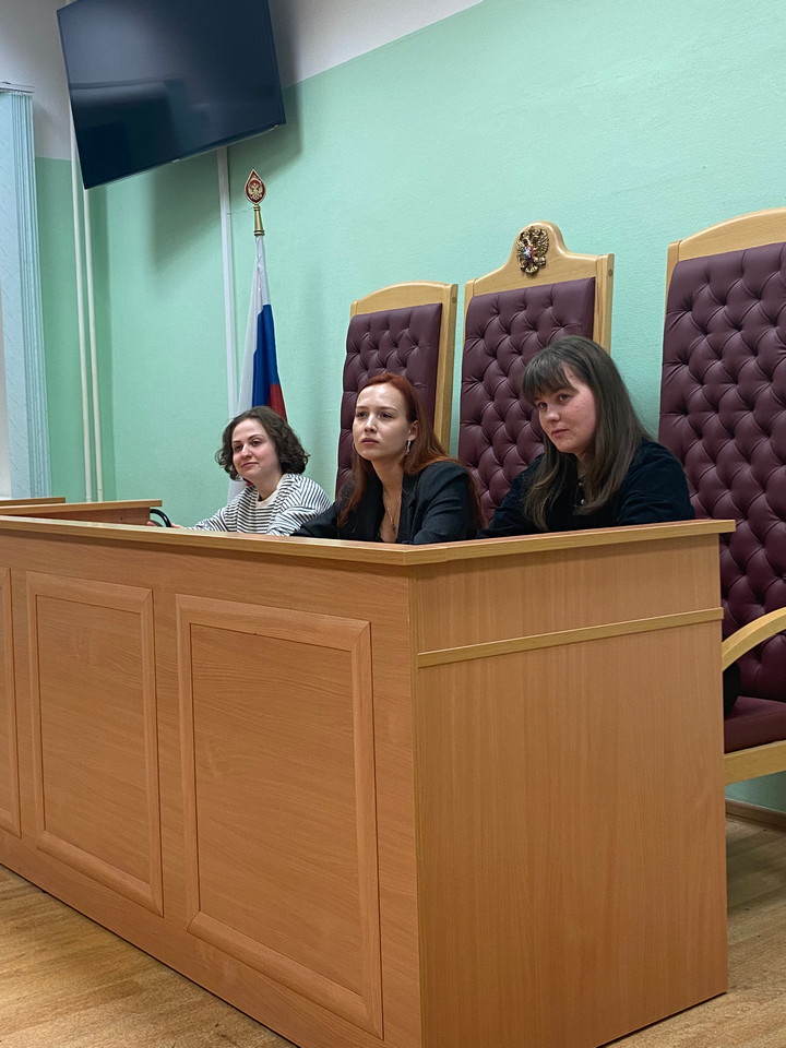 Студенты-юристы на практике осваивают семейное право: деловая игра по гражданскому процессу